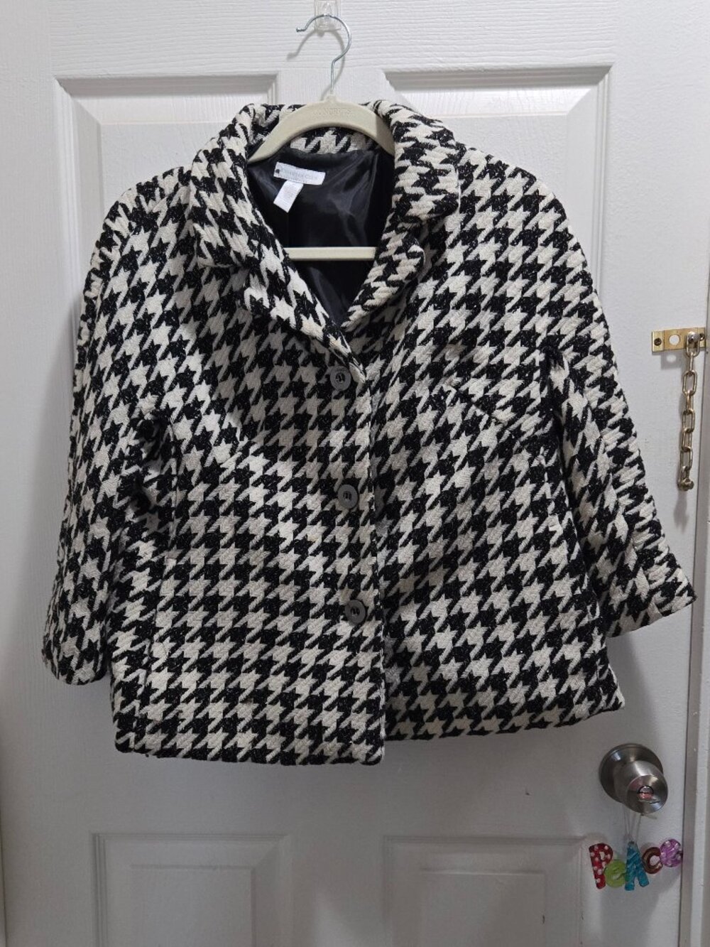 Black/white wool jacket with Silver Threads. Size MED - formal or casual.